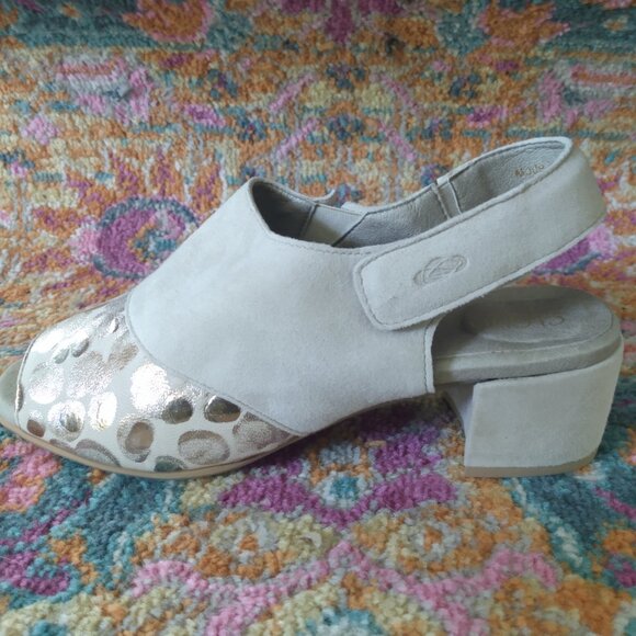 Cloud Footwear Suede Slingback - Picture 3 of 8